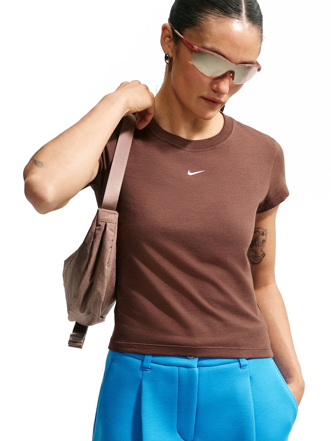Nike Damen Chill Knit T-Shirt Cacao Wow 26453