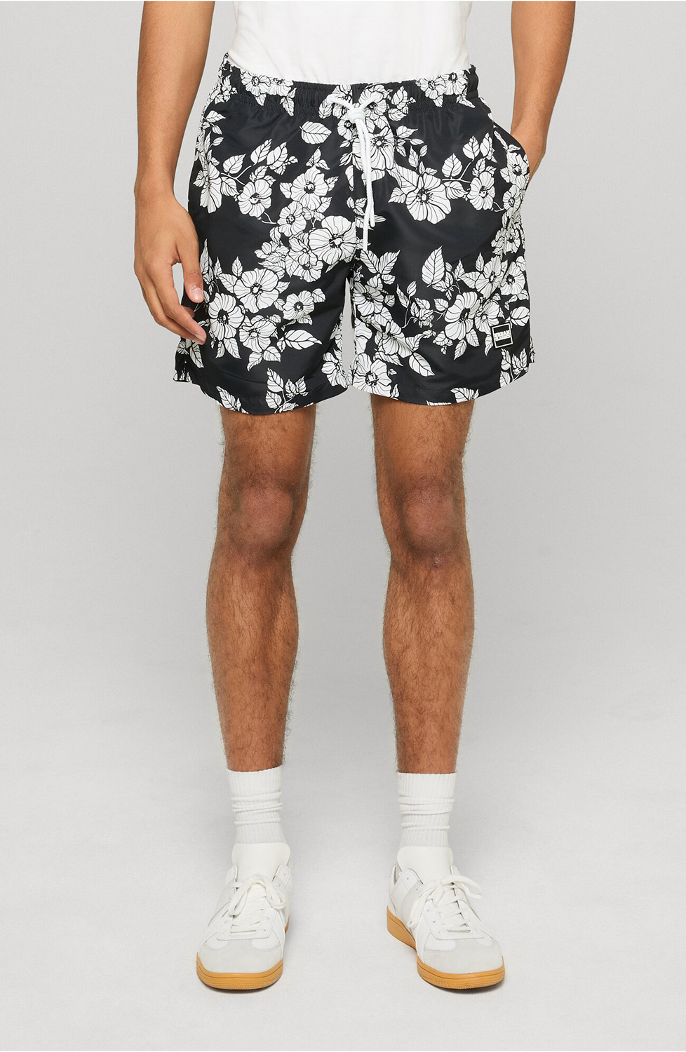 Urban Classics Pattern Swim Short Black Flowers